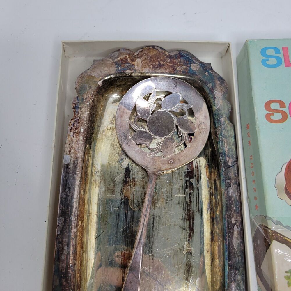 WM Rogers Silverplate Slice 'n Serve Set in Original Box Vintage 1960's - Picture 3 of 9